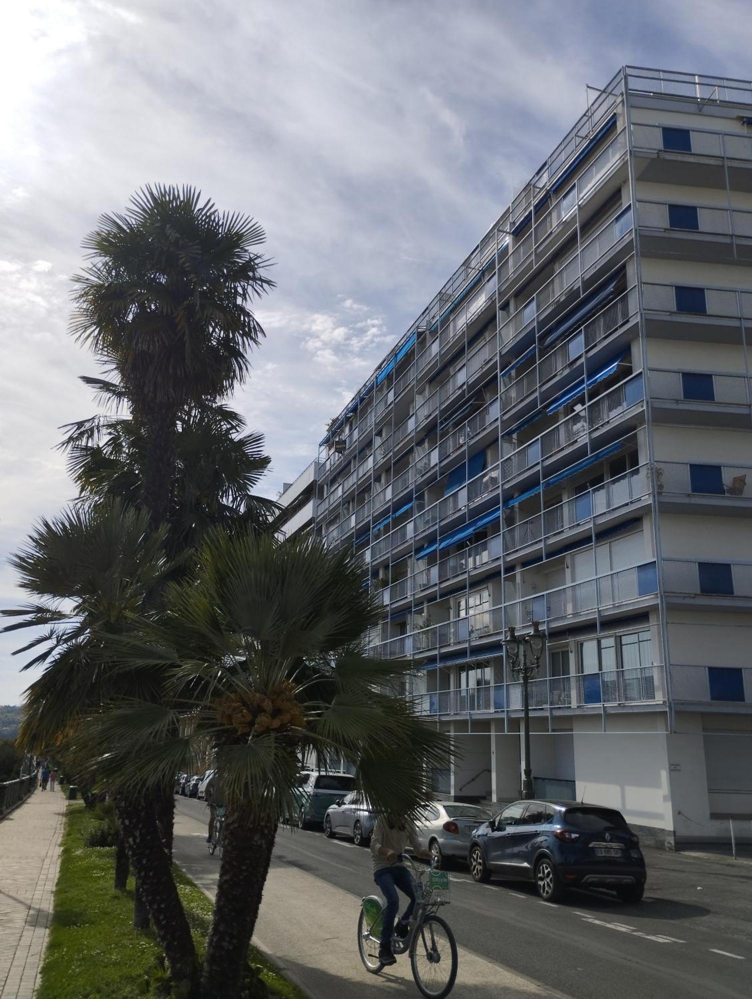 Chambrette Boulevard Des Pyrenees Hypercentre 10M Carre Wc Sur Le Palier, Porte40 Pau Eksteriør billede