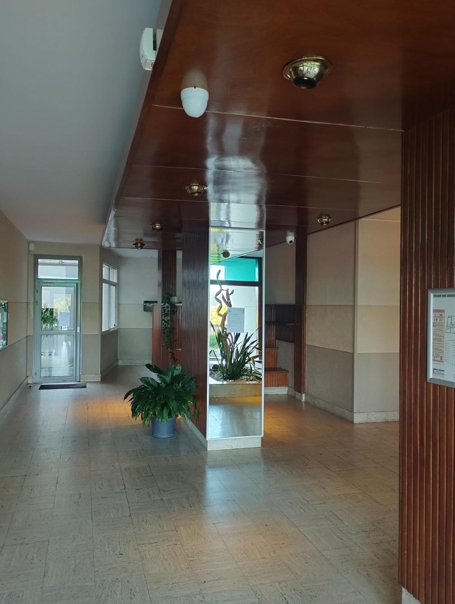 Chambrette Boulevard Des Pyrenees Hypercentre 10M Carre Wc Sur Le Palier, Porte40 Pau Eksteriør billede
